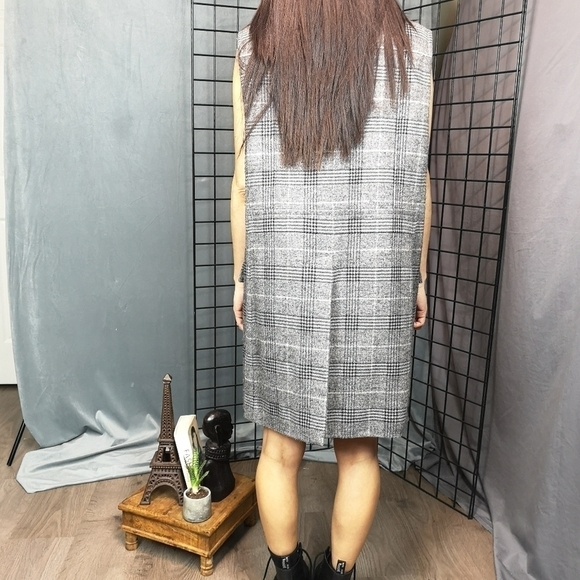 SHOP Y2K Vintage Shearling Collar PLAID Tweed Vest Coat at TheStyleMinr.com - Picture 3 of 16